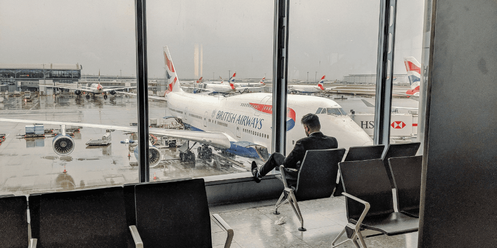 When to Hire a Chauffeur | Elect Chauffeurs Airport chauffeur service.